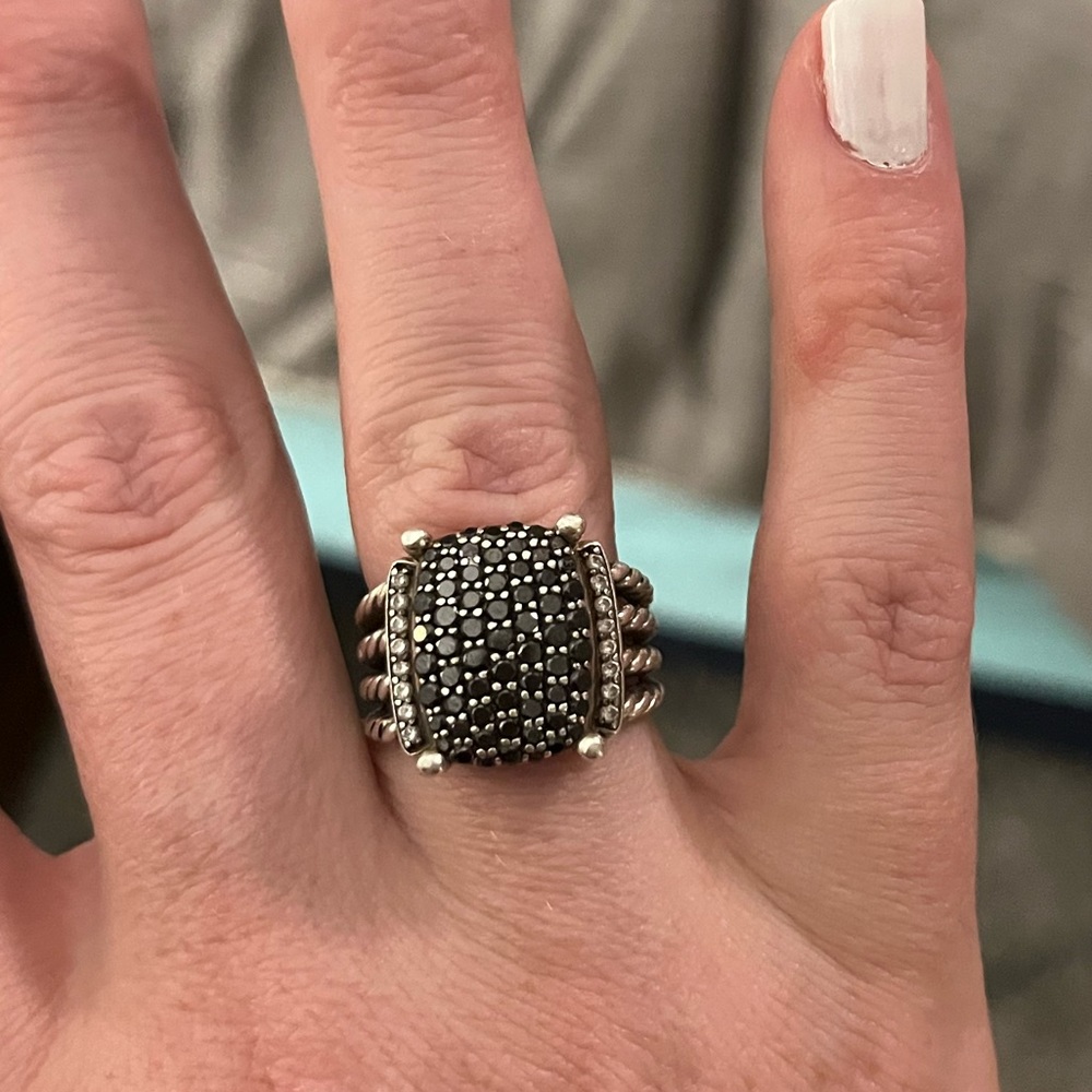 David Yurman Wheaton Black Pave Diamonds ring size 7, 16x12